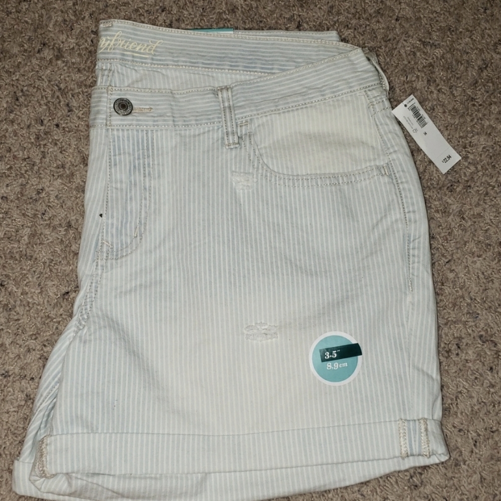 NWT White and Blue Stripped Shorts